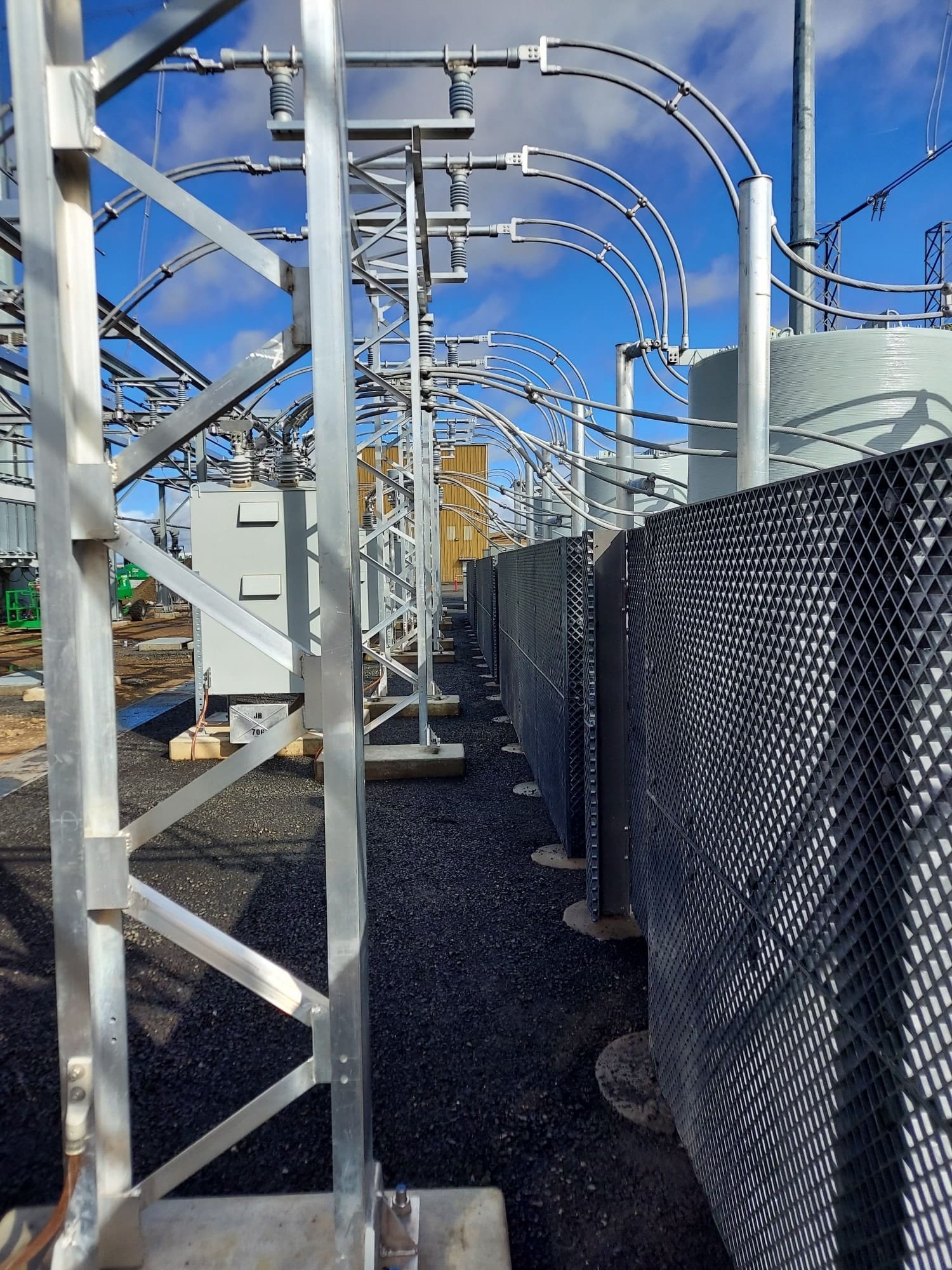 non-conductive fence